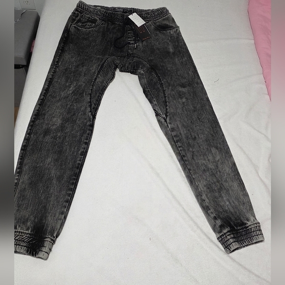 Smoke Rise Men's Charcoal Joggers - Picture 1 of 16